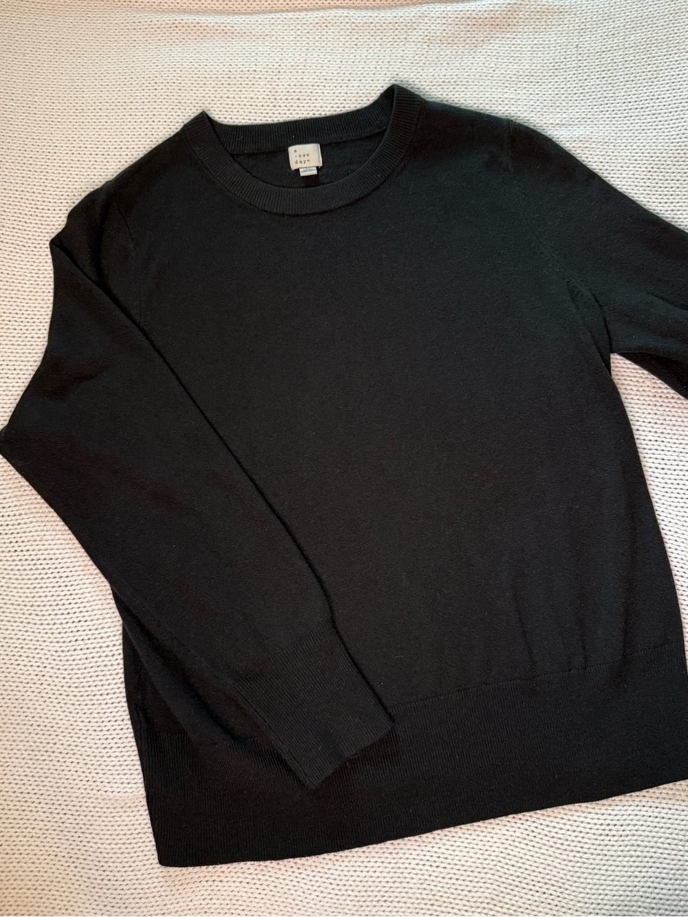 a new day Women’s Black Crewneck Sweater size XL